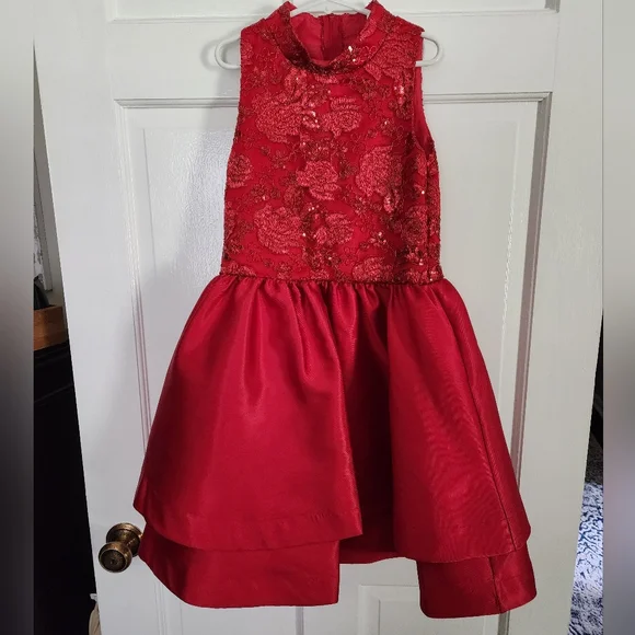 rare editions red lace dress Girl's Red lace & satin prom or formal dress by Rare Editions at Macy's. Size 16
